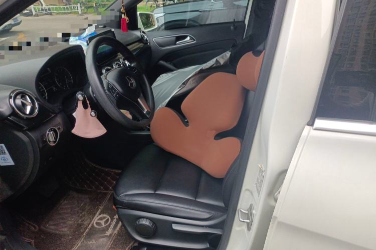 Used Mercedes-Benz B-Class 2012 B 180 Left Front Seat