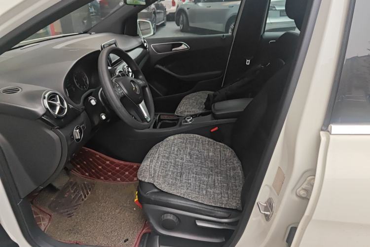 Used Mercedes-Benz B-Class 2012 B 180 base model (imported) Left Front Seat
