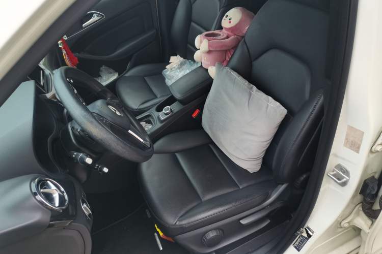 Used Mercedes-Benz B-Class 2012 B 180 Left Front Seat