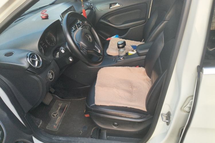 Used Mercedes-Benz B-Class 2012 B 180 Left Front Seat