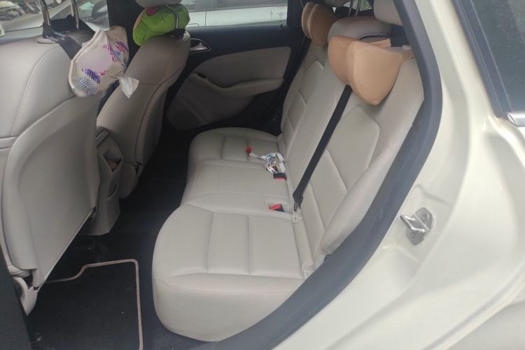 Used Mercedes-Benz B-Class 2012 B 180 Left Rear Seat