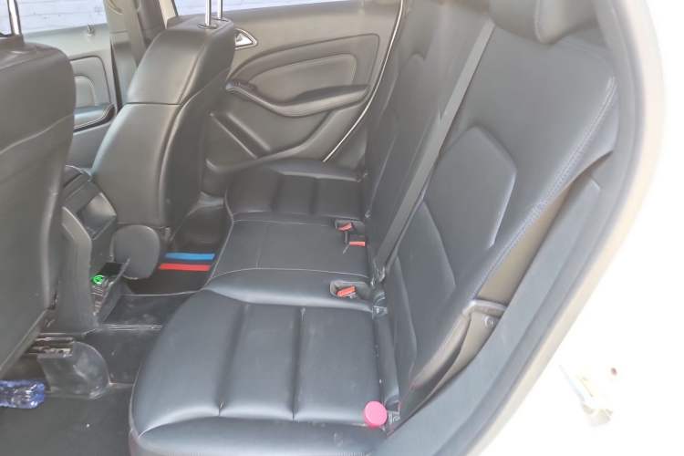 Used Mercedes-Benz B-Class 2012 B 200 Left Rear Seat