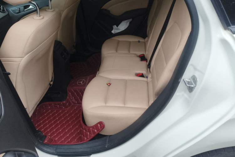 Used Mercedes-Benz B-Class 2012 B 200 Left Rear Seat