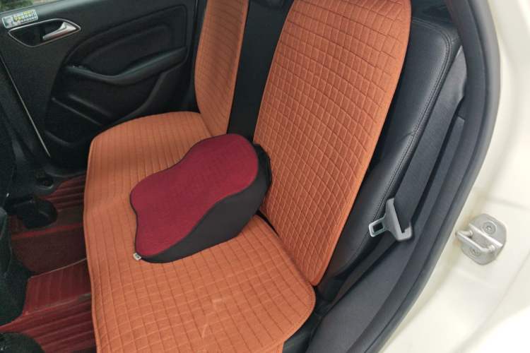 Used Mercedes-Benz B-Class 2012 B 180 Left Rear Seat