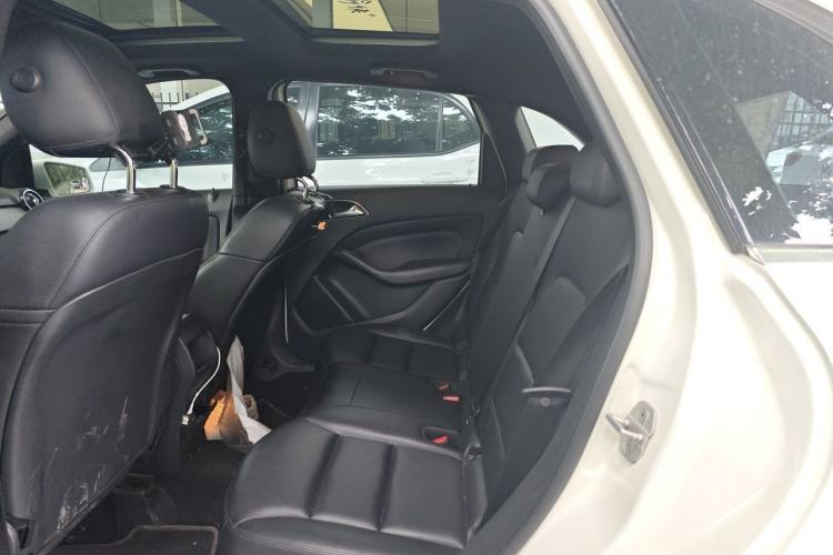Used Mercedes-Benz B-Class 2012 B 200 Left Rear Seat