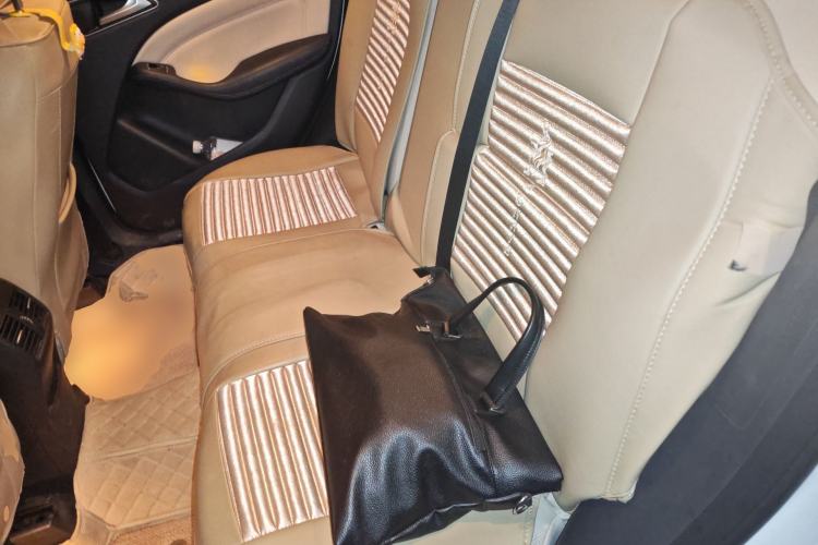 Used Mercedes-Benz B-Class 2012 B 200 Left Rear Seat