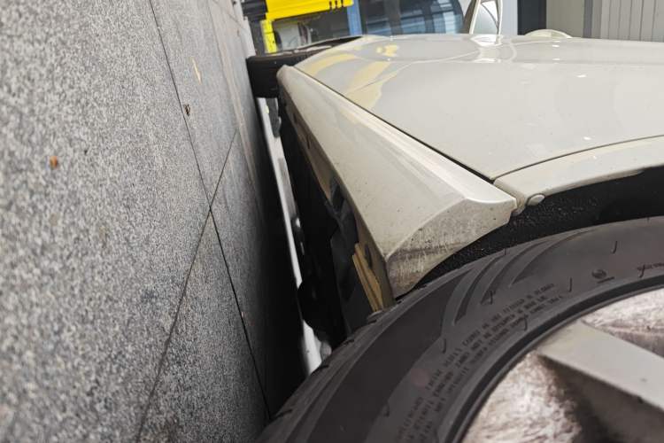 Used Mercedes-Benz B-Class 2012 B 180 base model (imported) Left Side Sill