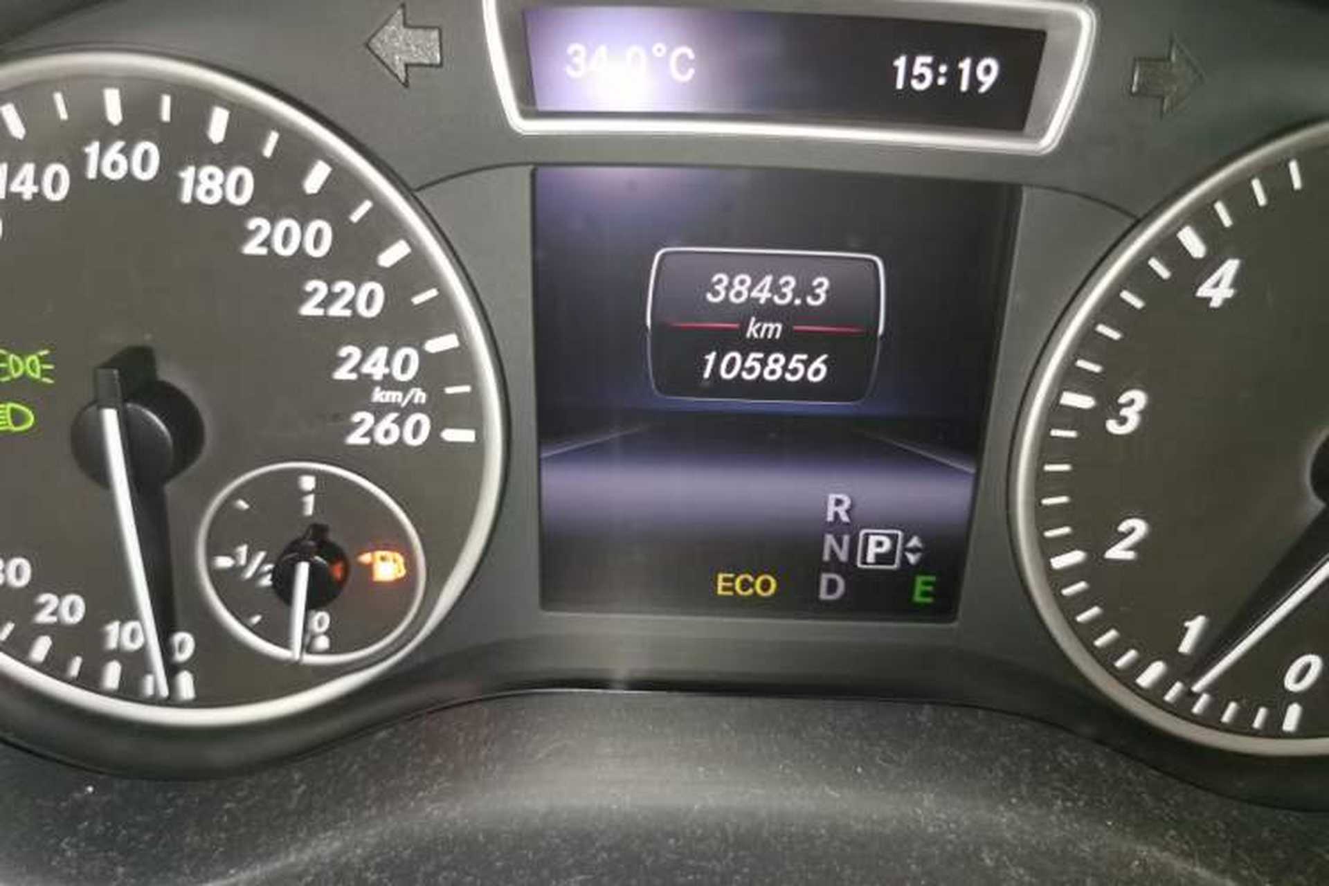 Used Mercedes-Benz B-Class 2012 B 200 Odometer Close Up