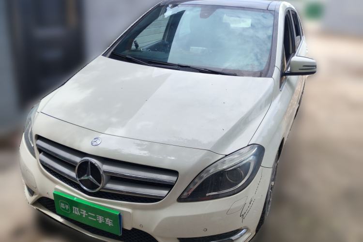Ojetý Mercedes-Benz B-Class 2012 B 200 Guazi used car, China used car export, Used car for sale, Used cars, Cheapest cars for sale