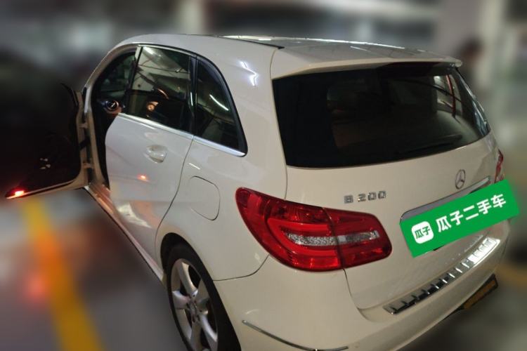Used Mercedes-Benz B-Class 2012 B 200 Rear Left 45 Deg