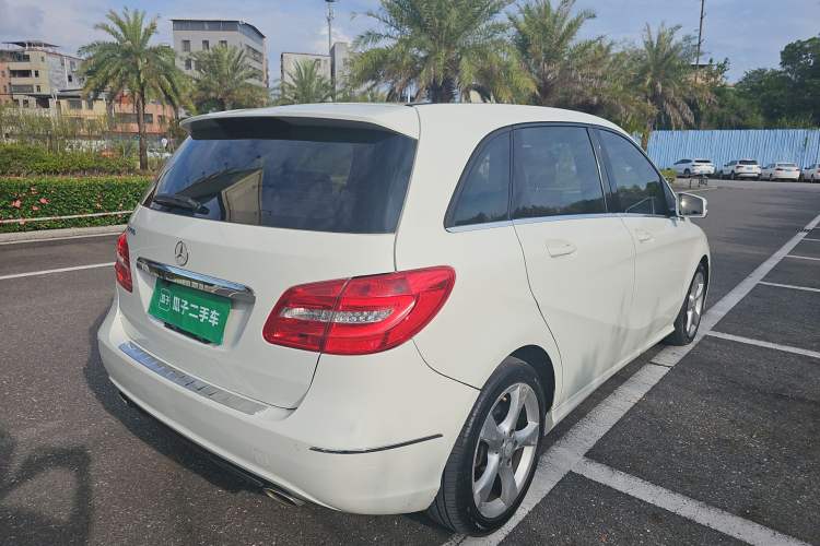 Used Mercedes-Benz B-Class 2012 B 200 Rear Right 45 Deg