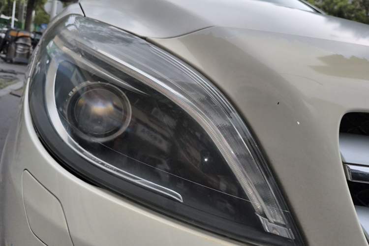 Used Mercedes-Benz B-Class 2012 B 200 Right Front Headlight