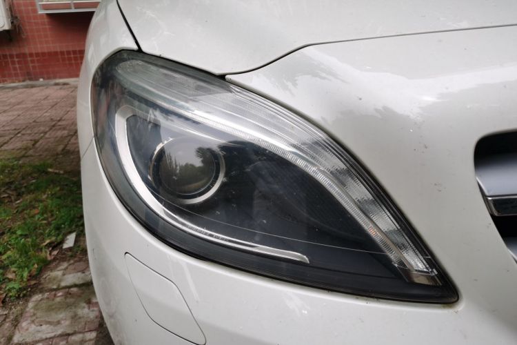 Used Mercedes-Benz B-Class 2012 B 200 Right Front Headlight