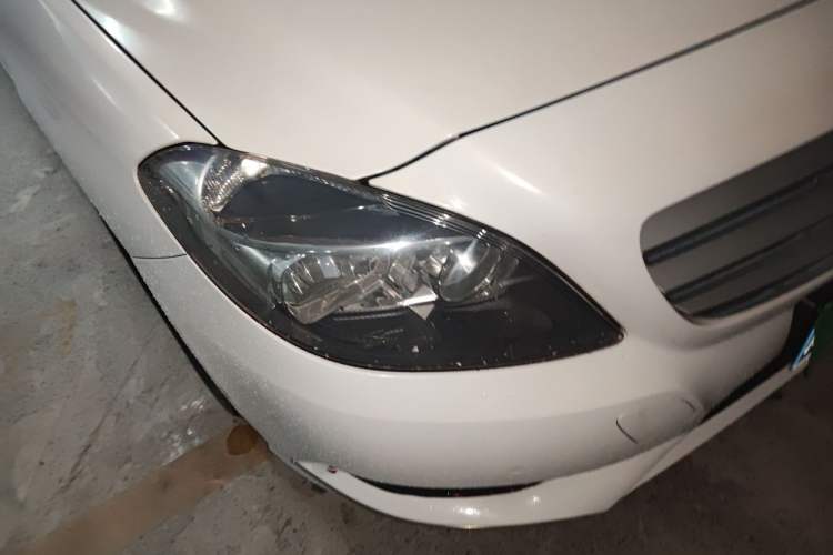 Used Mercedes-Benz B-Class 2012 B 180 Right Front Headlight