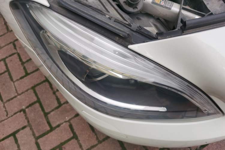 Used Mercedes-Benz B-Class 2012 B 200 Right Front Headlight