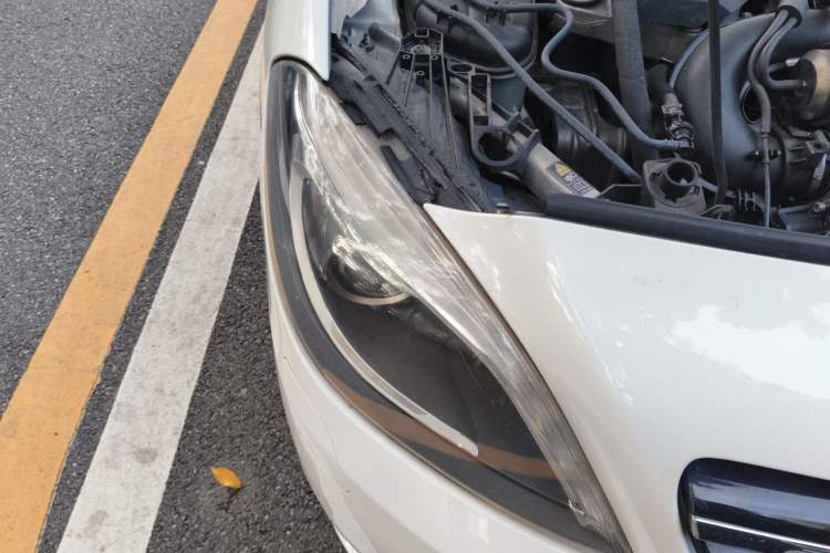 Used Mercedes-Benz B-Class 2012 B 200 Right Front Headlight