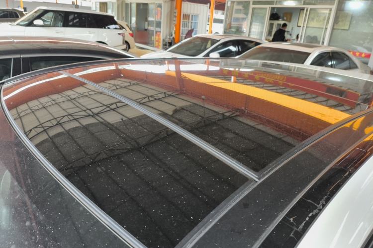 Used Mercedes-Benz B-Class 2012 B 180 Roof