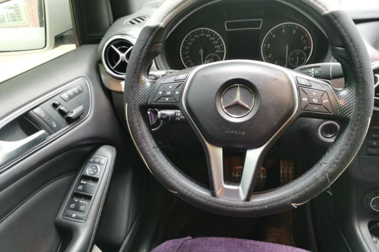 Used Mercedes-Benz B-Class 2012 B 200 Steering Wheel
