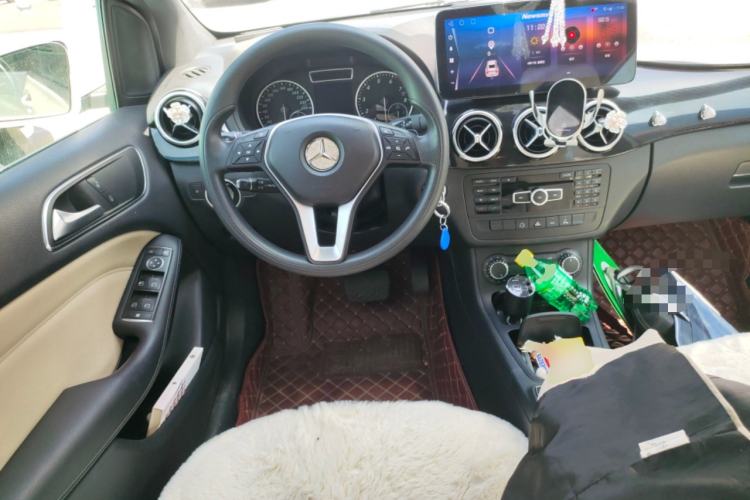 Used Mercedes-Benz B-Class 2012 B 180 Steering Wheel