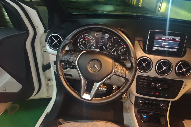 Used Mercedes-Benz B-Class 2012 B 200 Steering Wheel