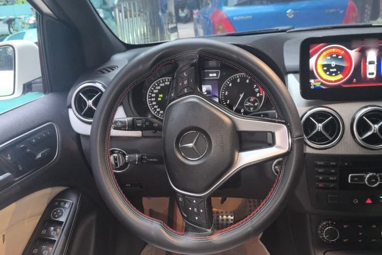 Used Mercedes-Benz B-Class 2012 B 200 Steering Wheel