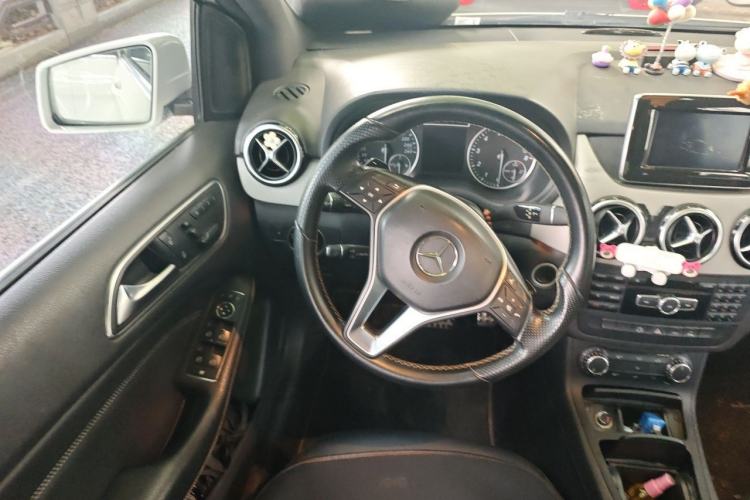 Used Mercedes-Benz B-Class 2012 B 200 Steering Wheel
