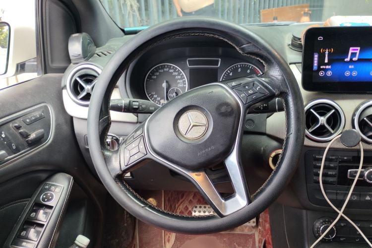 Used Mercedes-Benz B-Class 2012 B 200 Steering Wheel