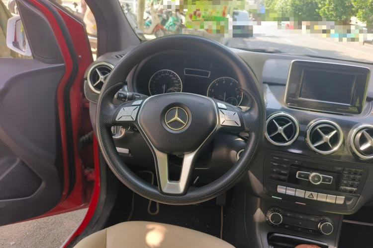 Used Mercedes-Benz B-Class 2012 B 180 Steering Wheel
