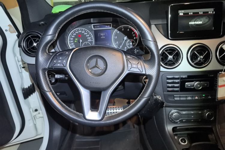 Used Mercedes-Benz B-Class 2012 B 200 Steering Wheel