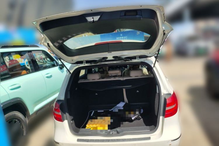 Used Mercedes-Benz B-Class 2012 B 180 Trunk