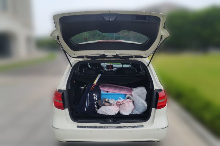 Used Mercedes-Benz B-Class 2012 B 180 Trunk