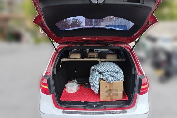 Used Mercedes-Benz B-Class 2012 B 180 Trunk
