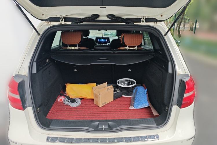 Used Mercedes-Benz B-Class 2012 B 180 Trunk
