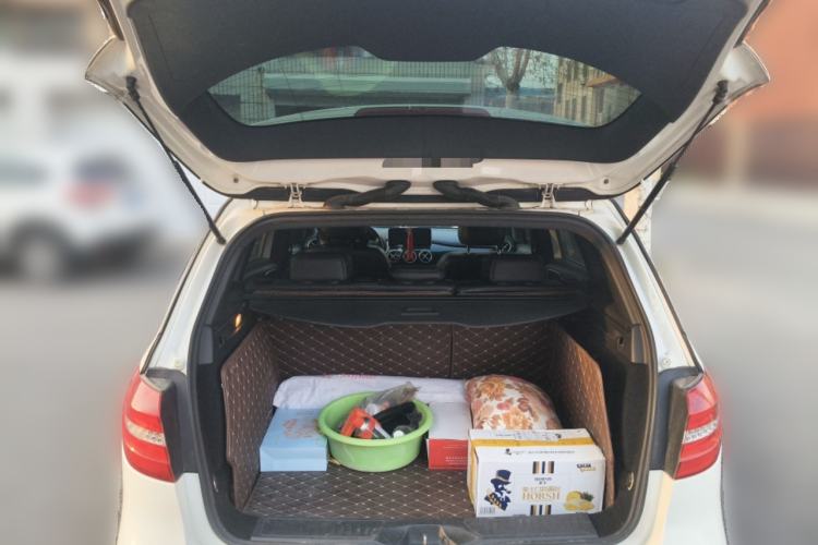 Used Mercedes-Benz B-Class 2012 B 180 Trunk