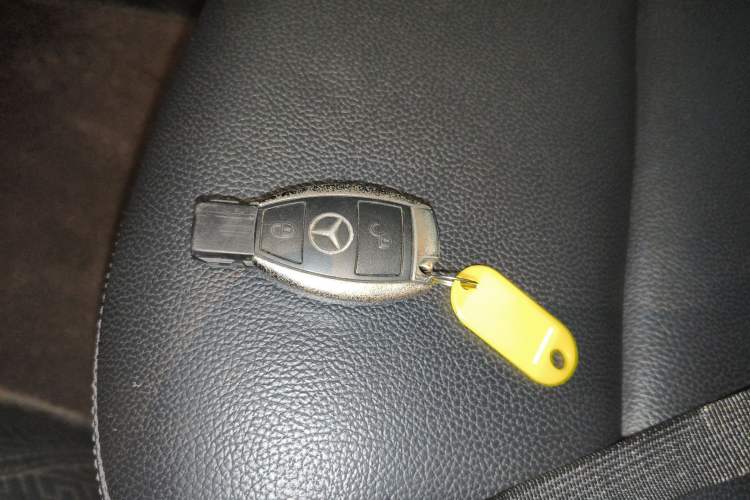 Used Mercedes-Benz B-Class 2012 B 180 Vehicle Key