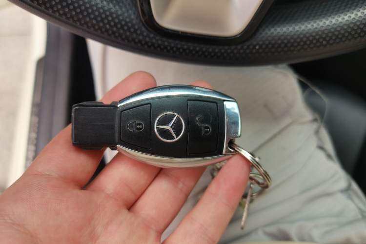 Used Mercedes-Benz B-Class 2012 B 180 Vehicle Key