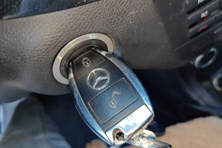Used Mercedes-Benz B-Class 2012 B 180 Vehicle Key