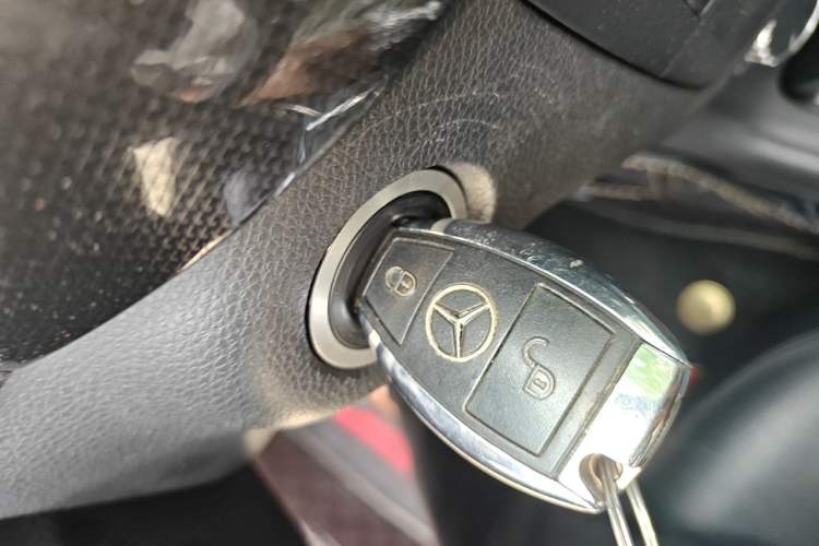 Used Mercedes-Benz B-Class 2012 B 180 Vehicle Key