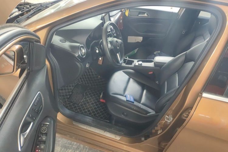 Used Mercedes-Benz B-Class 2012 B 180 base model (imported) Driver Seat
