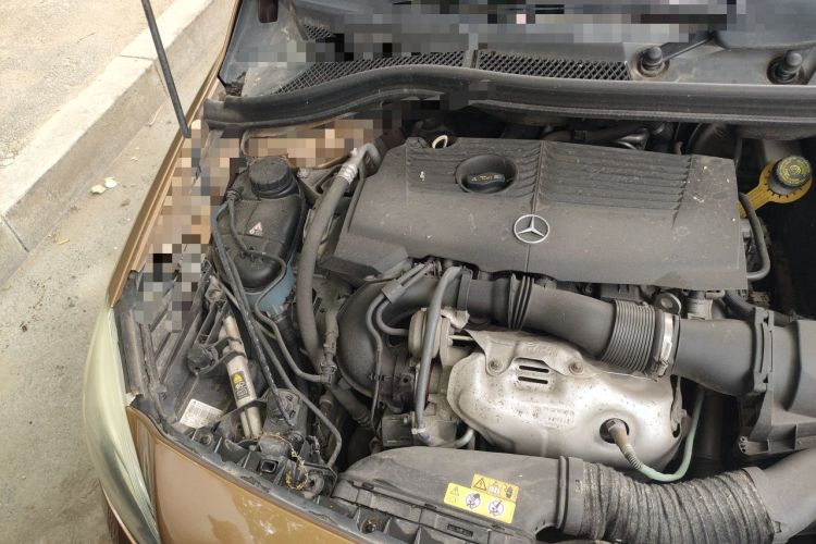 Used Mercedes-Benz B-Class 2012 B 200 Engine Bay Right