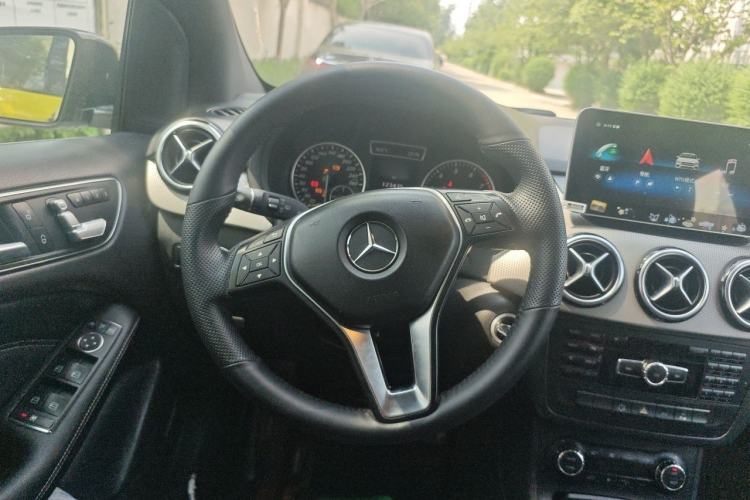 Used Mercedes-Benz B-Class 2012 B 200 Steering Wheel