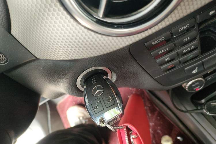 Used Mercedes-Benz B-Class 2012 B 200 Vehicle Key