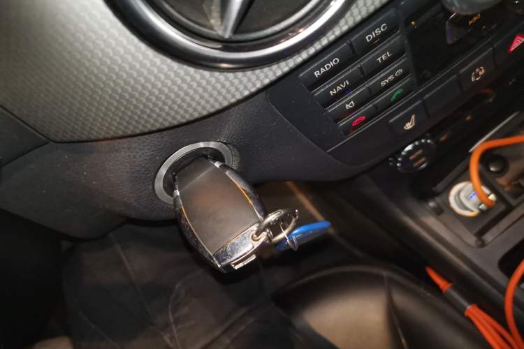 Used Mercedes-Benz B-Class 2012 B 200 Vehicle Key