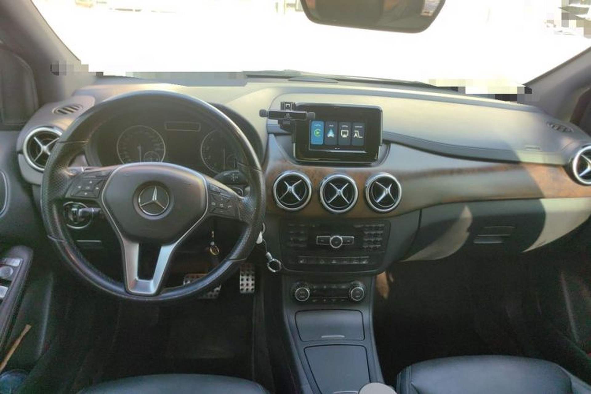 Used Mercedes-Benz B-Class 2013 B 260 Center Console