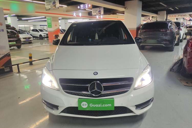 Used Mercedes-Benz B-Class 2013 B 260 Front