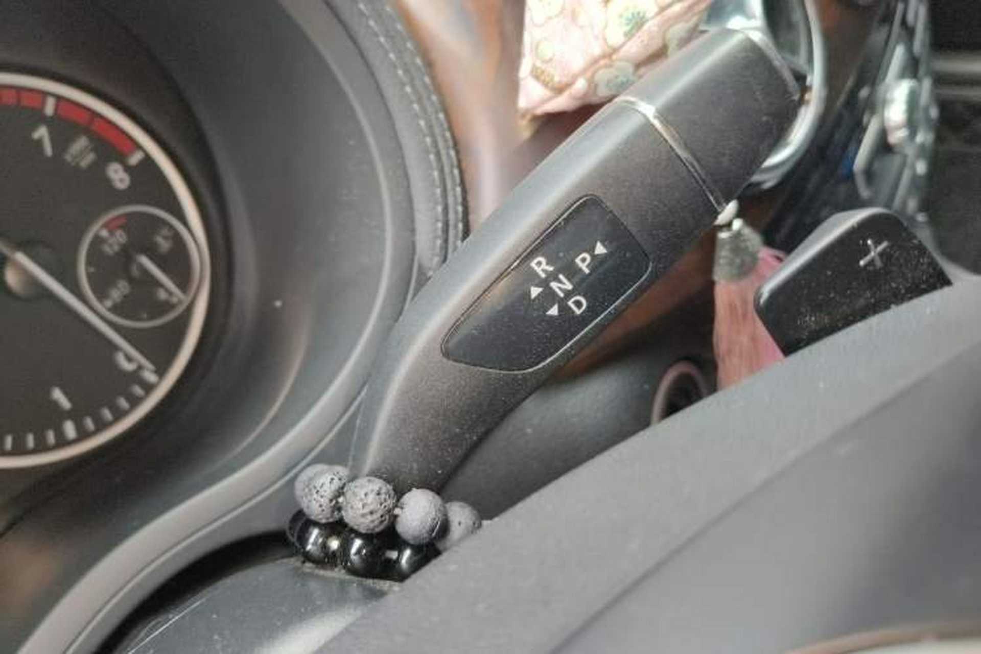 Used Mercedes-Benz B-Class 2013 B 260 Gear Lever