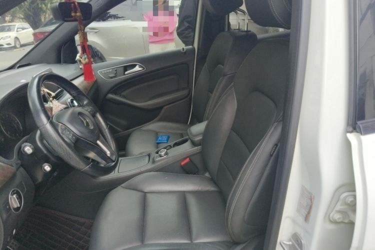 Used Mercedes-Benz B-Class 2013 B 260 Left Front Seat