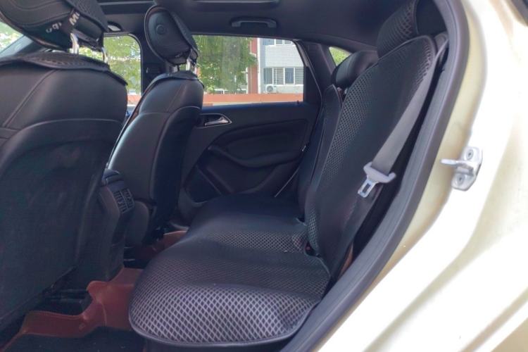 Used Mercedes-Benz B-Class 2013 B 260 Left Rear Seat