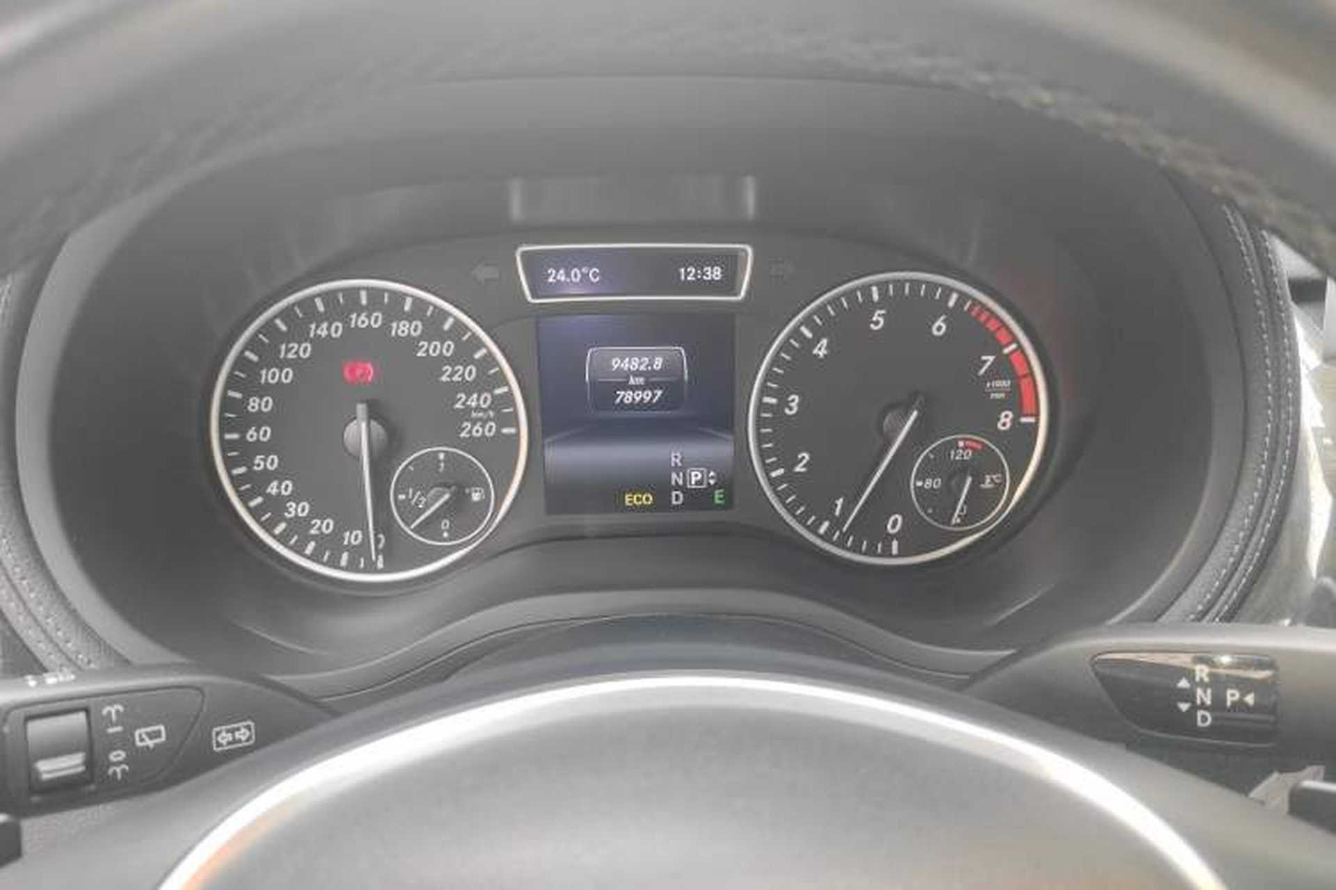 Used Mercedes-Benz B-Class 2013 B 260 Odometer Close Up