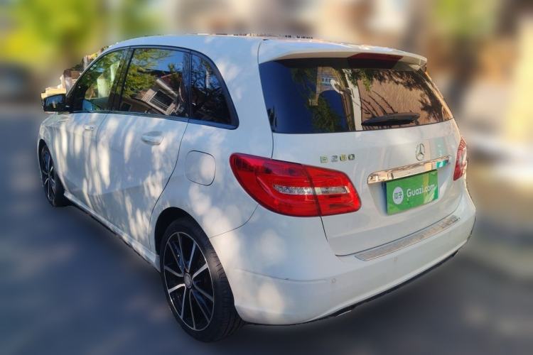 Used Mercedes-Benz B-Class 2013 B 260 Rear Left 45 Deg